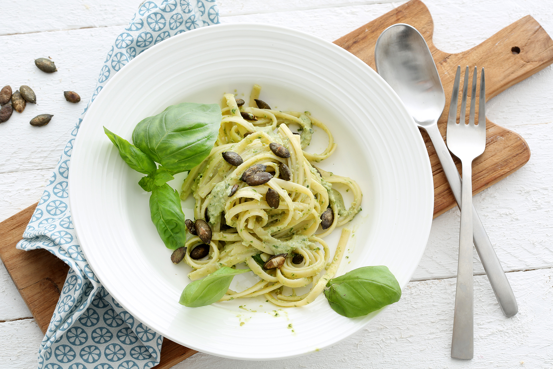 Tagliatelle mit Kräuter-Käse-Sauce - Landgemachtes