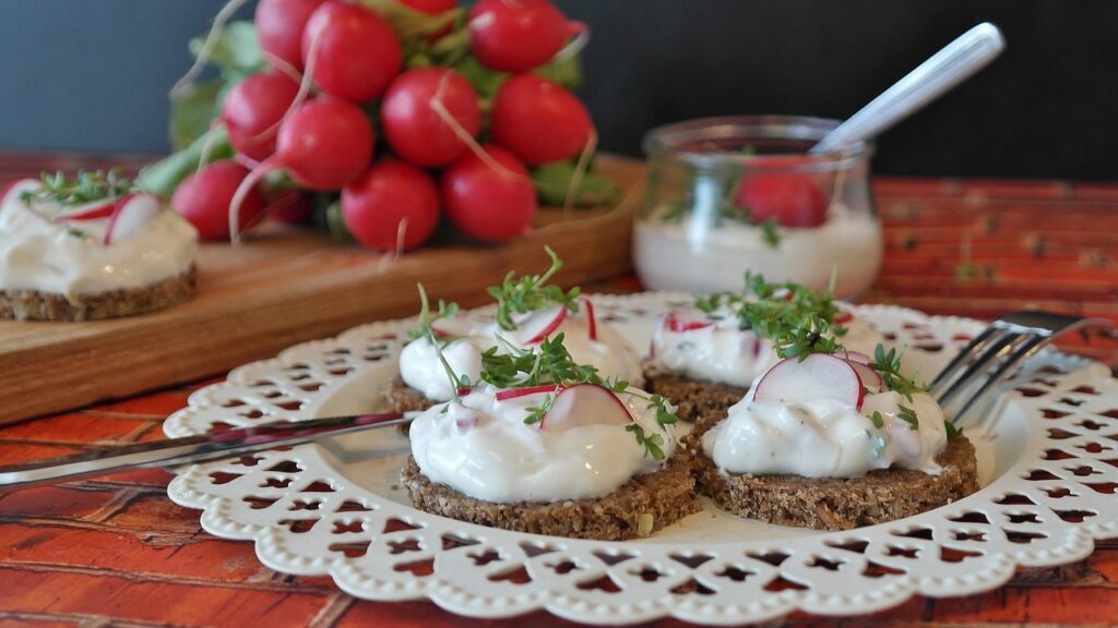 Radieschen-Kresse-Dip, Aufstrich mit Radieschen und Kresse