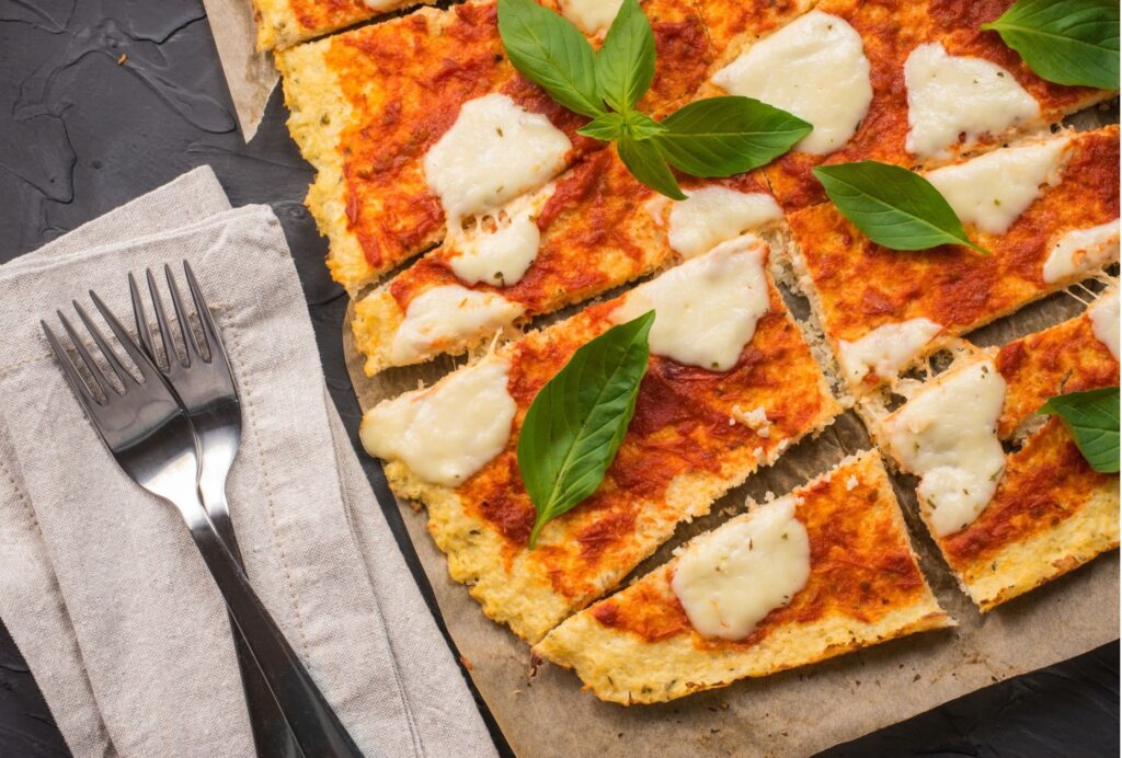 Schnelle Low-Carb-Pizza mit Skyr